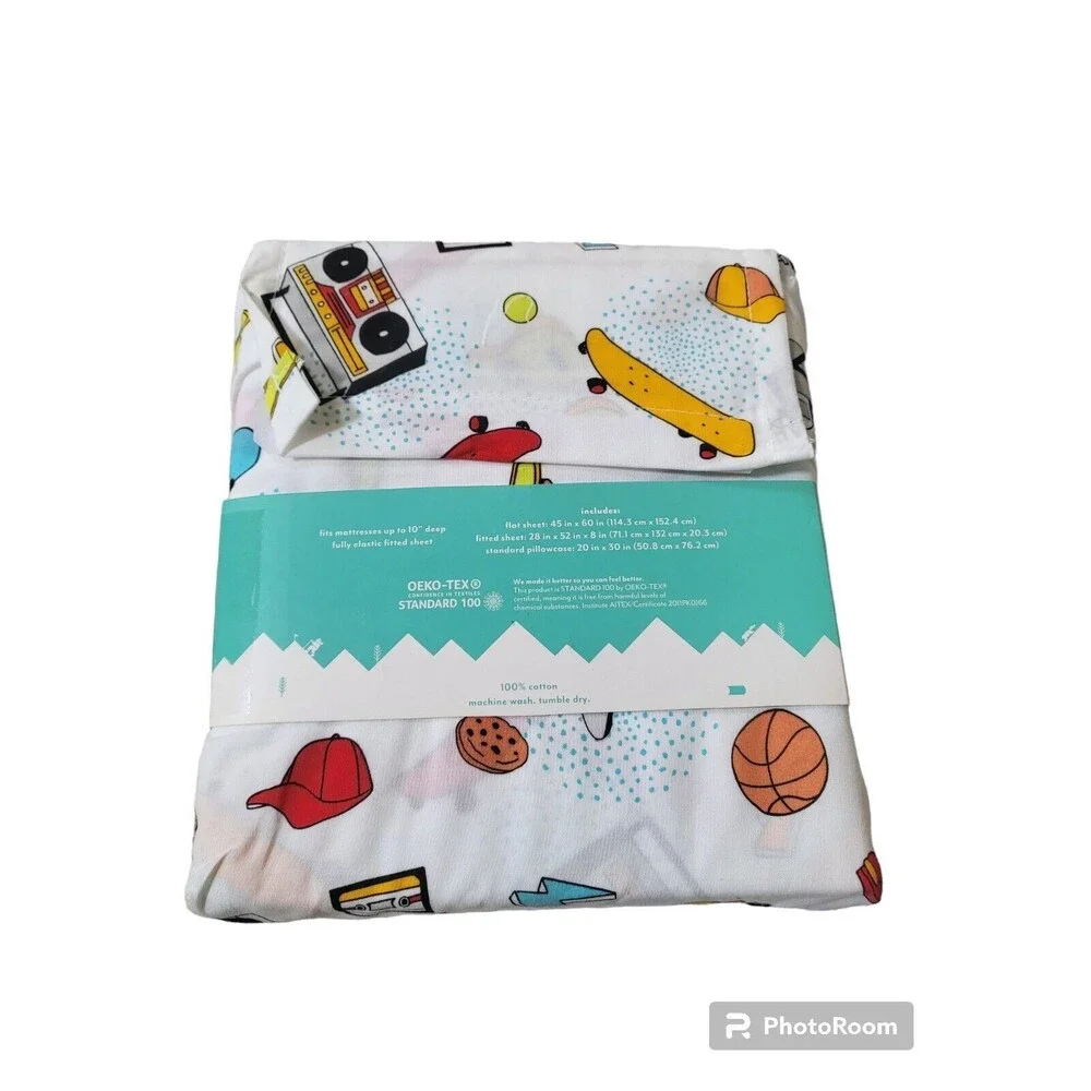 Pillowfort Toddler Boys Robot Sports Cotton 3PC  Sheet Set NEW